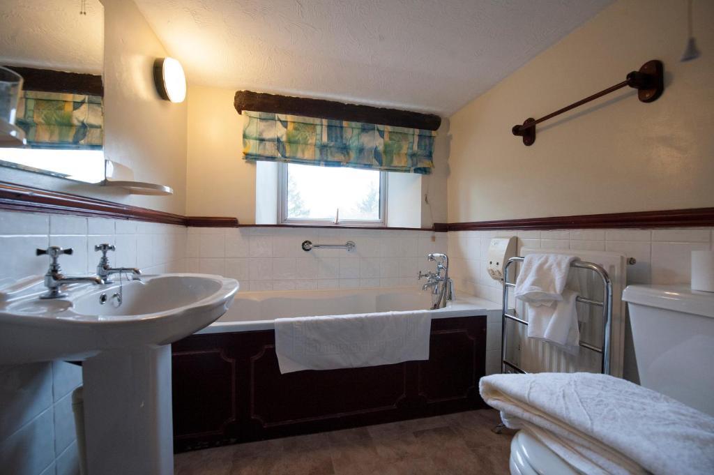 Cwmwennol Country House Saundersfoot Room photo